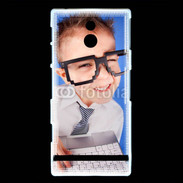 Coque Sony Xperia P jeune Geek avec clavier