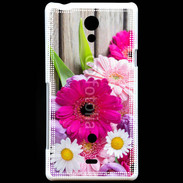 Coque Sony Xperia T Bouquet de fleur sur bois
