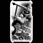 Coque iPhone 3G / 3GS Femme sur un banc de musculation