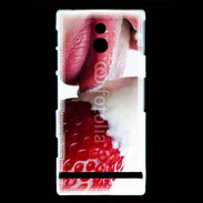 Coque Sony Xperia U Fraise et bouche 2