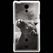 Coque Sony Xperia T Lionne en noir et blanc