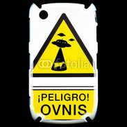 Coque Black Berry 8520 Warning Ovni