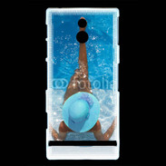 Coque Sony Xperia U Femme à la piscine