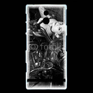 Coque Sony Xperia U Moto sexy 3