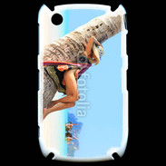 Coque Black Berry 8520 Sieste contre un palmier sur la plage