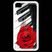 Coque iPhone 4 / iPhone 4S Rose sur un piano