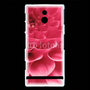 Coque Sony Xperia U Pétale rose zoomé