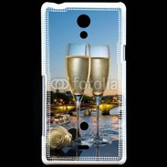 Coque Sony Xperia T Amour au champagne