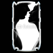Coque Black Berry 8520 Couple d'amoureux en noir et blanc