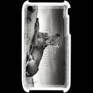 Coque iPhone 3G / 3GS Lionne sur une dune