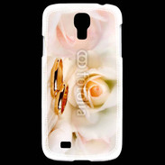 Coque Samsung Galaxy S4 Alliance sur fond de rose
