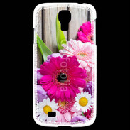 Coque Samsung Galaxy S4 Bouquet de fleur sur bois