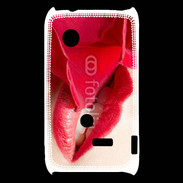 Coque Sony Xperia Typo Rose et bouche