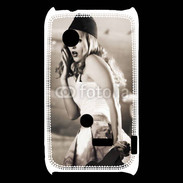Coque Sony Xperia Typo Femme avec fond avion