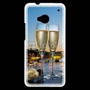 Coque HTC One Amour au champagne