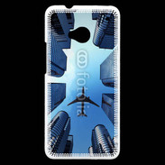 Coque HTC One Avion de ligne au dessus des immeubles