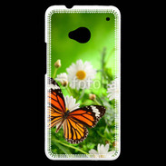 Coque HTC One Papillon dans la nature