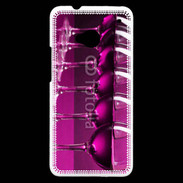 Coque HTC One Verre de vin sur fond rose