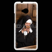 Coque HTC One Nonne en prière 2