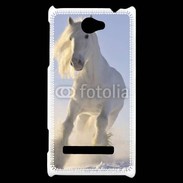 Coque HTC Windows Phone 8S Cheval blanc dans la neige