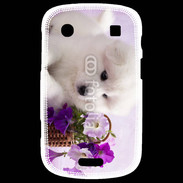 Coque Blackberry Bold 9900 Chiot blanc et fleur violette