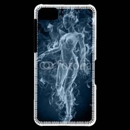 Coque Blackberry Z10 Femme en fumée de cigarette