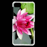 Coque Blackberry Z10 Fleur de nénuphar