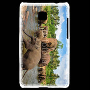 Coque LG Optimus L3 II Groupe d'éléphants à la rivière