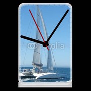 Pendule de bureau Catamaran en mer