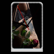 Pendule de bureau Lingerie et rose rouge