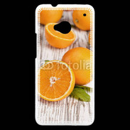 Coque HTC One Belles oranges sur fond en bois
