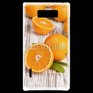 Coque LG Optimus L7 Belles oranges sur fond en bois