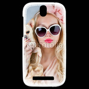 Coque HTC One SV Femme glamour avec chihuahua