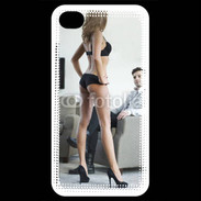 Coque iPhone 4 / iPhone 4S Femme debout en lingerie sexy devant homme 