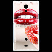 Coque Sony Xperia T Bouche sexy rouge à lèvre gloss rouge fraise