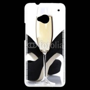Coque HTC One coupe de champagne talons aiguilles 