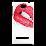 Coque HTC Windows Phone 8S bouche sexy rouge à lèvre gloss crayon contour
