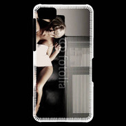 Coque Blackberry Z10 femme sexy canapé 2