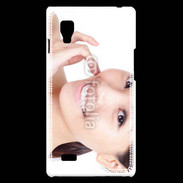 Coque LG Optimus L9 Femme asiatique glamour et souriante
