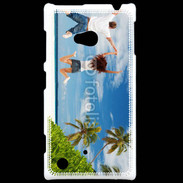 Coque Nokia Lumia 720 Couple sautant devant la mer