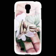 Coque Samsung Galaxy S4 Jolie femme avec des ailes de Papillon