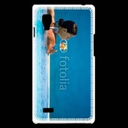 Coque LG Optimus L9 Femme sirotant un cocktail face à la mer