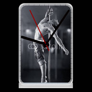 Pendule de bureau Pole dance homme 3