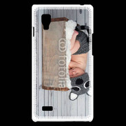 Coque LG Optimus L9 Bébé dormant avec chapeau tête de chat