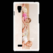 Coque LG Optimus L9 Bébés sur le ventre
