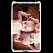 Coque LG Optimus L3 II Bébés avec biberons