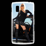 Coque LG Nexus 4 Femme blonde sexy voiture noire