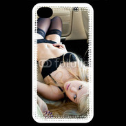 Coque iPhone 4 / iPhone 4S Femme sexy blonde à l'intérieur d'une voiture