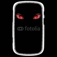 Coque Blackberry Bold 9900 Yeux rouges fond noir