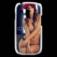 Coque Samsung Galaxy S3 Mini Charmante brune avec casquette rouge